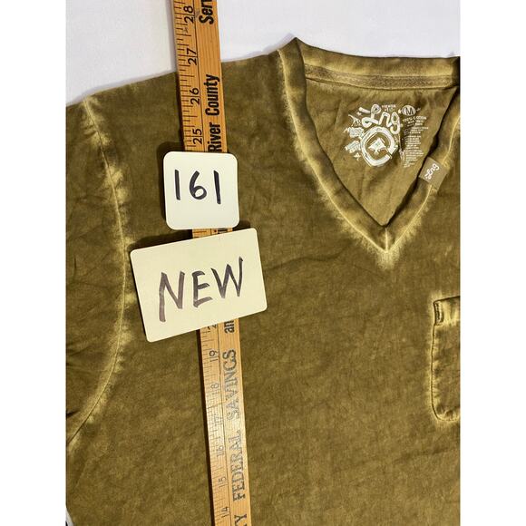 LRG Lifted Research Group Men’s Size M The Cold World V-Neck Tee NEW - Picture 4 of 6